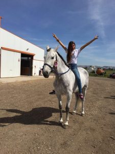 Doma española - ACG Drone patrocina a Ainhoa Vera